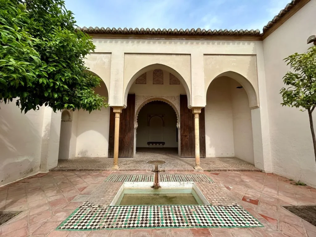 Visiting the Alcazaba fortress, one of the best things to do in Málaga